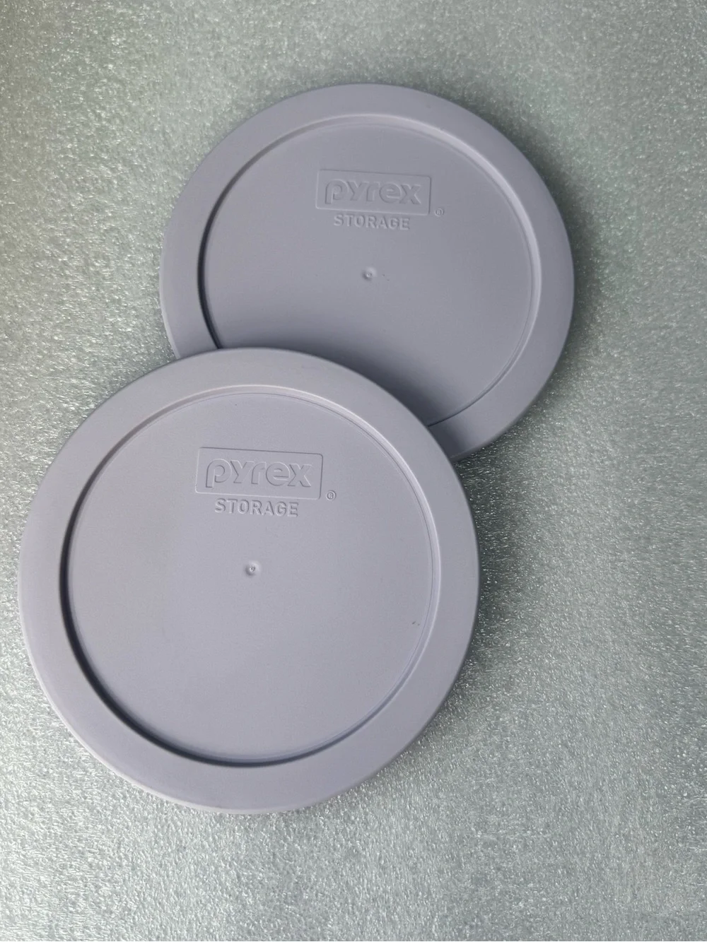 Pyrex Lavender Silicone Round Storage Lids - Set of 2